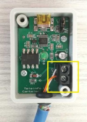 Connecter les cables RJ45 sur le dispositif CPT1 du module TéléInfo USB pour compteur Linky et Jeedom